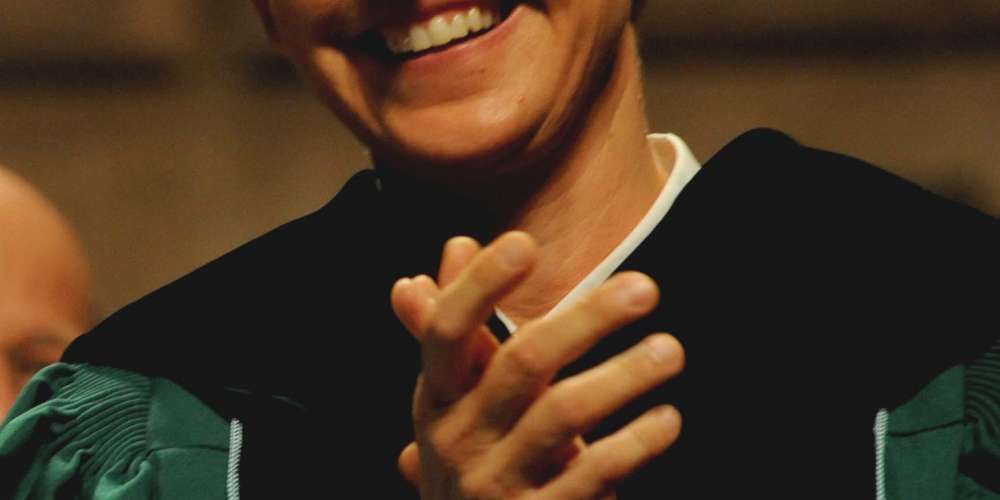 America <3's Ellen; Ex-gay's mad at MAD; Guns+oral sex at West Point