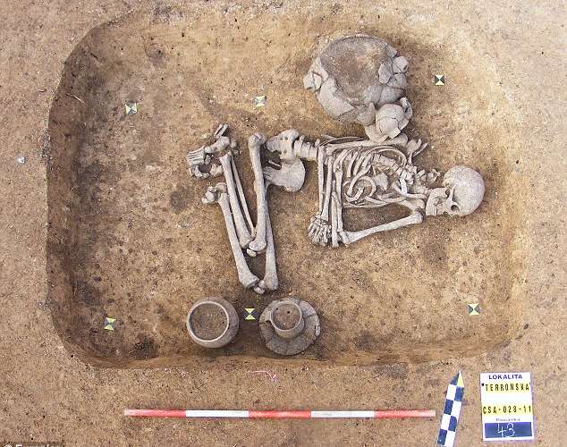 Homem das Cavernas Gay Foi Tirado Do Armário Pelo Sepultamento