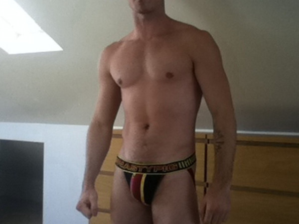 Jake Shears do Scissor Sisters Veste Jockstraps e Tuíta Fotos Nuas (NSFW)