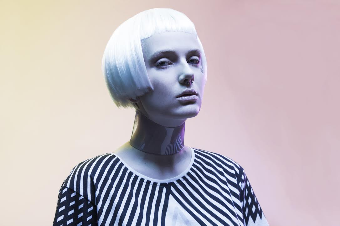 The Hypercolor of Tomorrow: Chameleon Clothes Change Patterns in Sunlight
