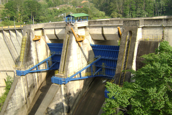 hydroelectric power on Costa Rica's Lake Cachí