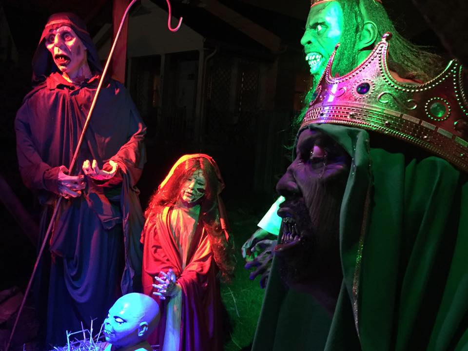 Cincinnati Ohio zombie nativity scene