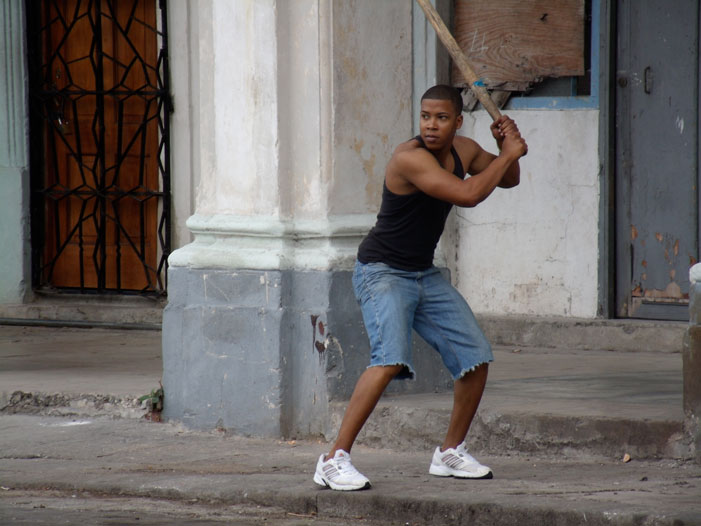 baseball, man, street, game, batter, Cuba, Havana, picture
