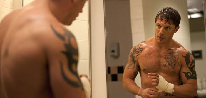 O Gostosão do Cinema e Quase-Bissexual Tom Hardy Nadando Pelado (NSFW)