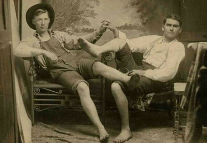 20-pics-old-timey-male-couples-will-make-re-think-male-affection-16