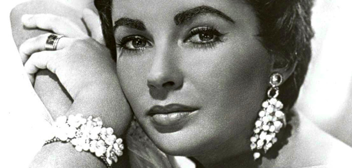 A Rede Secreta De Drogas Para HIV/AIDS Da Elizabeth Taylor