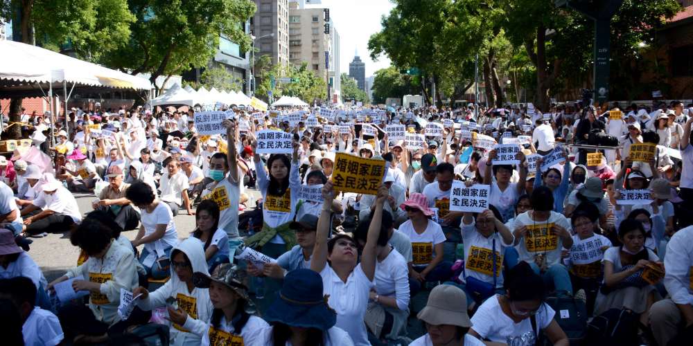 Taiwan: Watch as Gay Marriage Opposition Storms Legislative Building