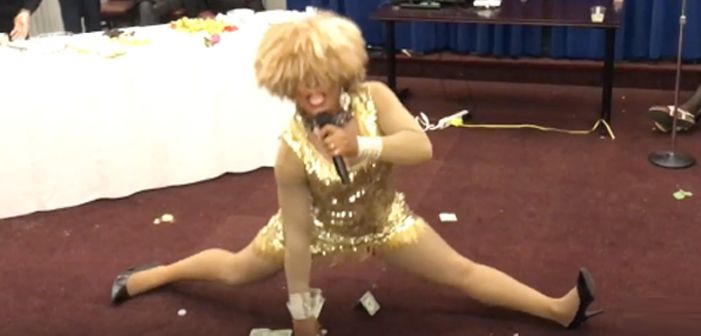 The First Drag Queen Ever to Perform at the White House SLAYED!