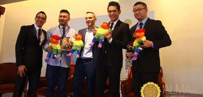 2016 Asia LGBT Milestone Awards, rainbow bears, China, LGBT, gay, activists, winners, awards