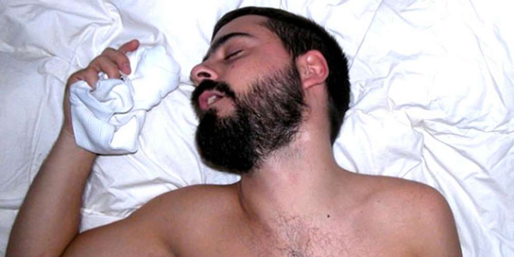 Why Are Gay and Bi Men Faking Their Orgasms?