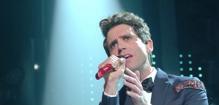 Mika rend un bel hommage à George Michael au festival de musique de Sanremo