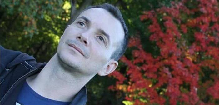 Lu sur le web: Vincent Boileau-Autin, premier marié gay de France, se présente aux législatives (20Minutes)