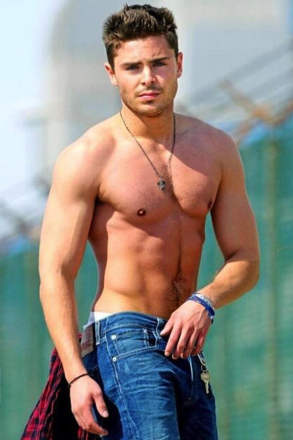 Zac Efron Shirtless