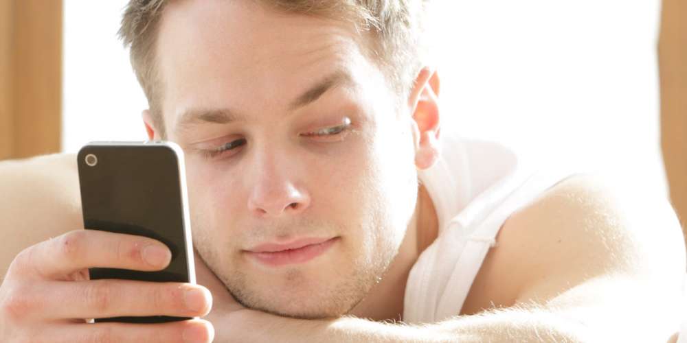 At Last, You Can Give Someone Oral Sex via Smartphone
