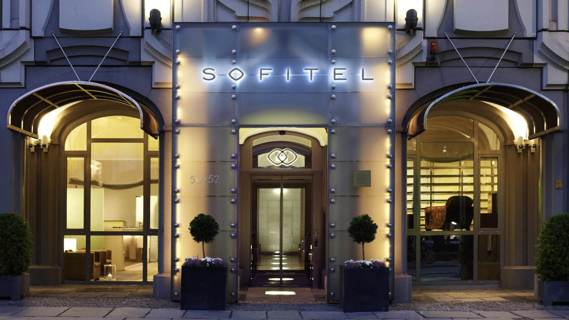 gay guide berlin sofitel