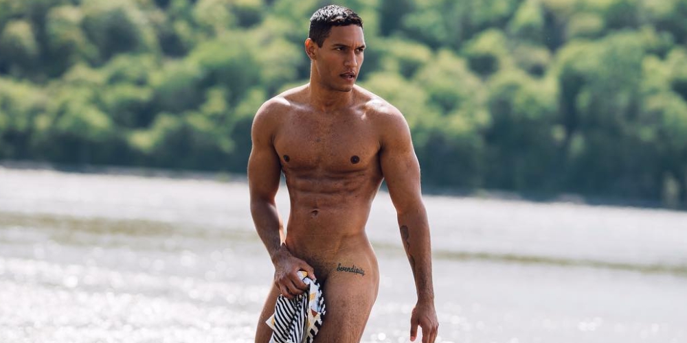15 Pics That Prove Model Greg Kelley Is the Sexiest Man on Instagram (NSFW)