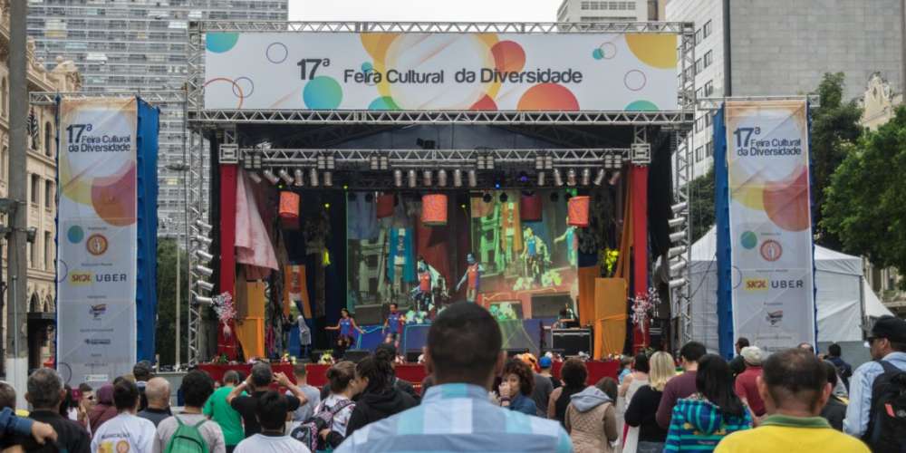 Veja 15 fotos do que rolou na 17ª Feira Cultural LGBT (FOTOS)