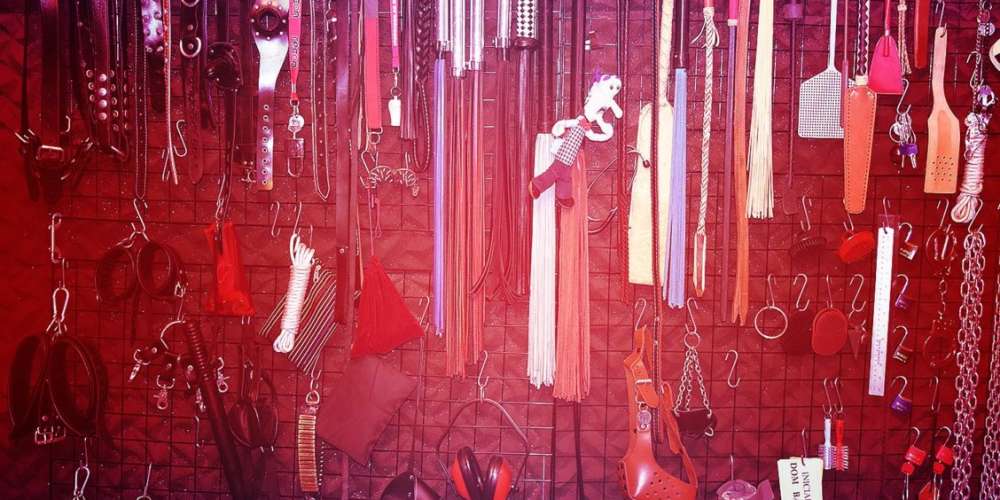 Projeto Luxúria só para homens promete liberar toda a sua safadeza (NSFW)