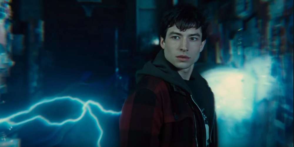 Watch ‘Justice League’ Star Ezra Miller Lock Lips With a Fanboy at Comic-Con