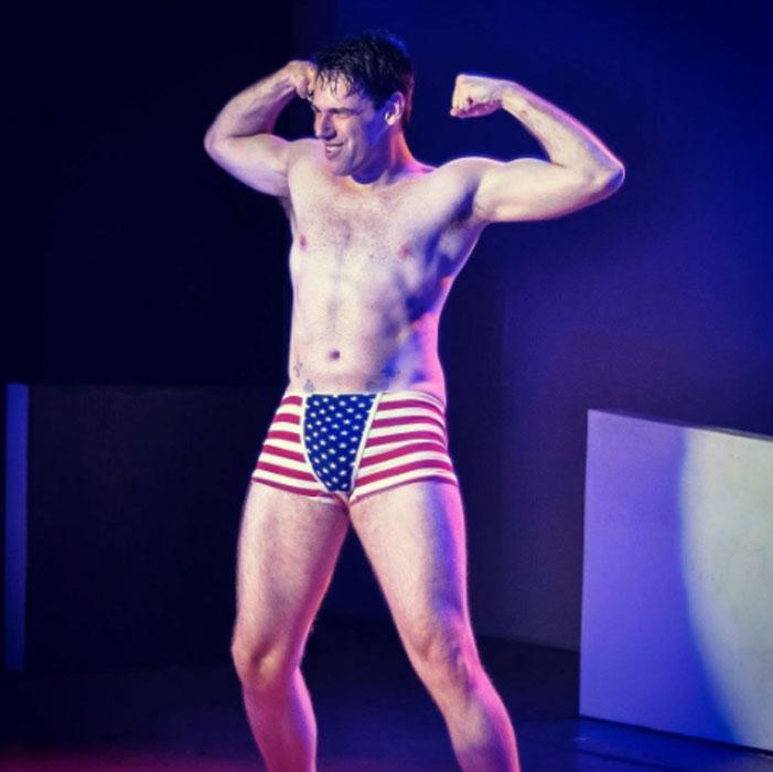 burlesque boys 29