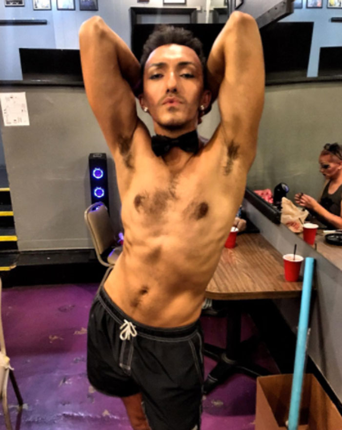 burlesque boys 22