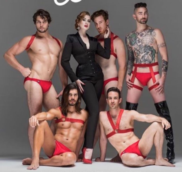burlesque boys 13