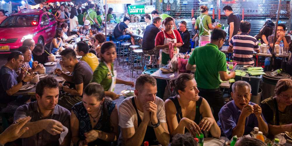 Waffles That Look Like Penises Are All the Rage in Bangkok Right Now (Video)
