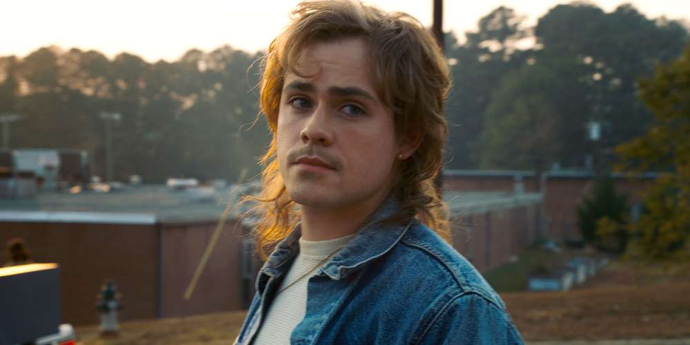 Could Billy from ‘Stranger Things 2’ Actually Be Gay? Actor Dacre Montgomery Says No