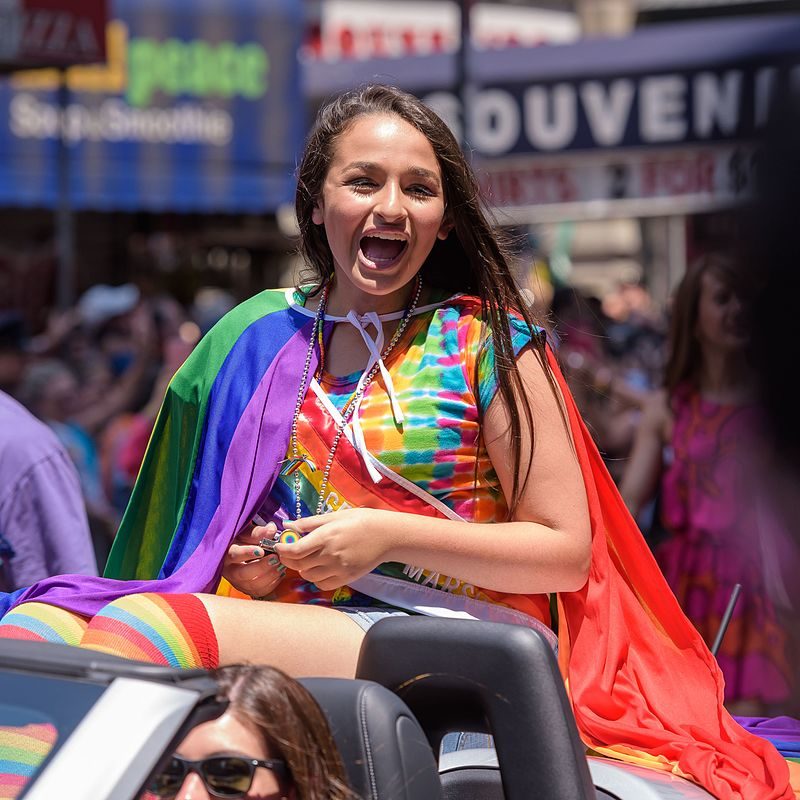 Jazz Jennings, Derick Dillard 02