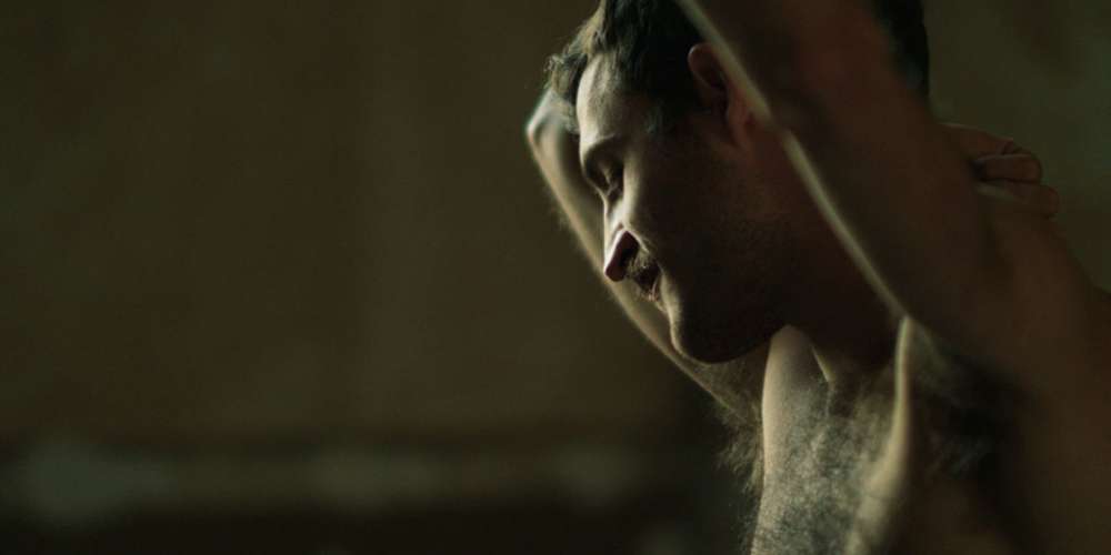 Chéries-Chéris: Interview de Pierre Emö, à l’affiche de « Call me a ghost »