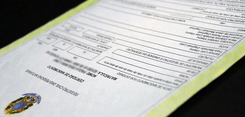 Novas regras para certidão de nascimento incluem as múltiplas configurações de família
