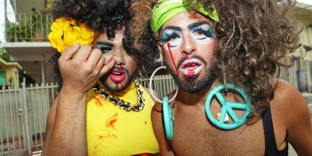 This Arty Hoax Involved a Bearded Drag Queen Claiming a Toilet-Dwelling Iguana Bit Her Testicles