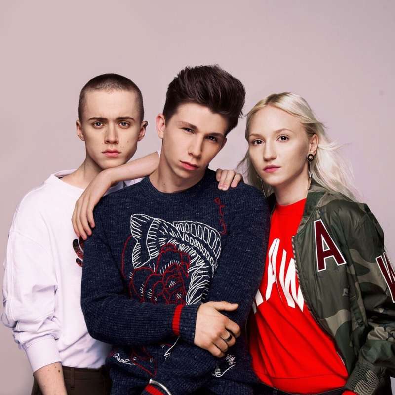I love you both ucranianos