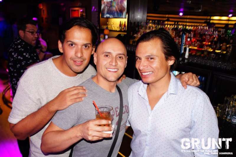 alley bar boston gay guide เกย์ บอสตัน