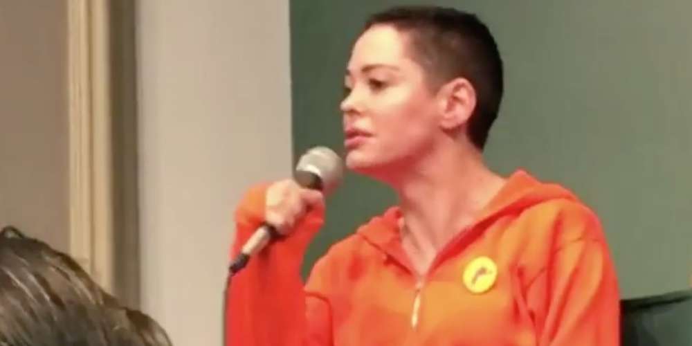 A Trans Woman Confronted Rose McGowan at Barnes & Noble, and Her Response Has People Talking (Video)