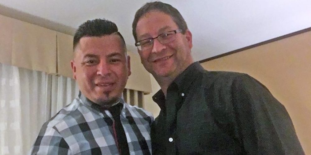 While Interviewing to Become a U.S. Citizen, Immigration Officers Arrested This Gay Man
