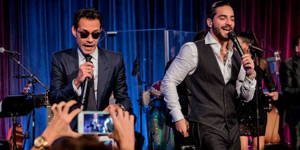 Marc Anthony Besó a Maluma en Pleno Concierto Benéfico y las Redes se Prendieron