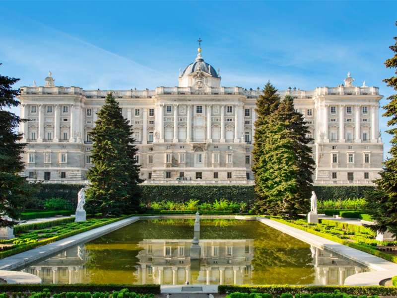 gay madrid royal palace