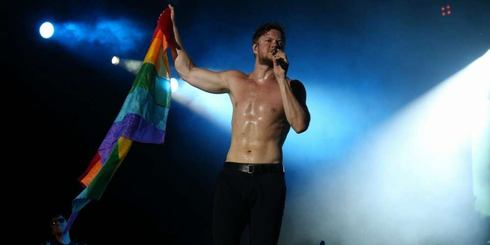 ¿Cómo se Convirtió Esta Estrella del Rock Mormón en uno de los Aliados LGBT más Importantes de la Música?