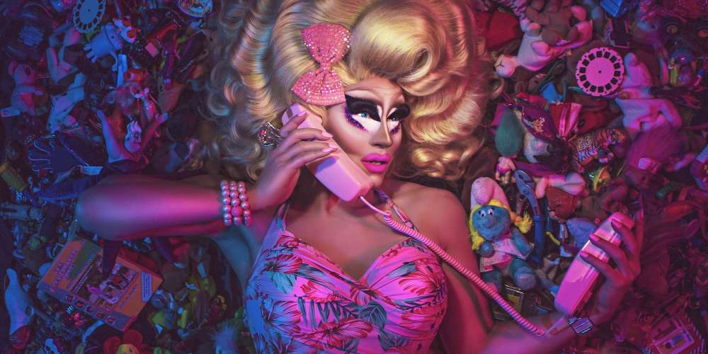 Casper Presenta ‘En la Cama con Trixie Mattel’: Deja Atrás los Camisones y Está Lista para Dominar el Mundo