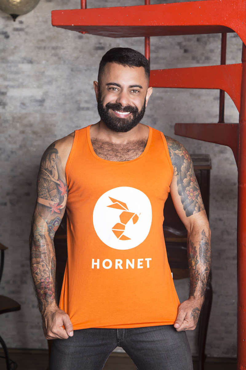 cara Hornet abril