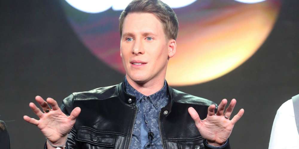 Dustin Lance Black está Furioso Tras Haber Sido Acusado de Robo en un Supermercado Australiano