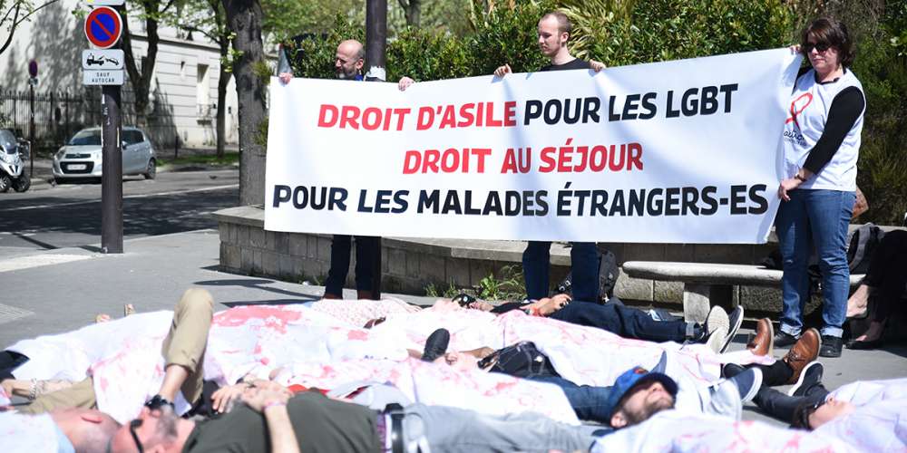 Loi asile immigration: des associations LGBT se mobilisent contre un texte « qui va renvoyer des gens à la mort »