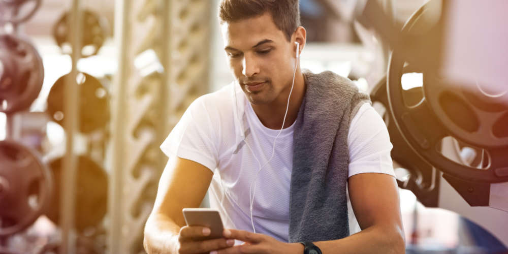 Cinq phrases mieux que « hey » ou « salut » pour débuter une conversation sur une appli