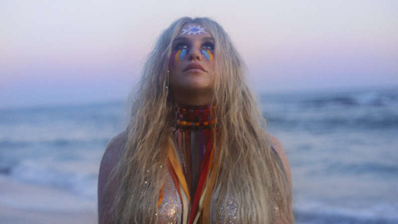 Kesha, celebrities with mental illness 01