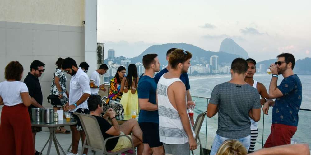 Sunset party bombou no Grand Mercure Rio de Janeiro Copacabana