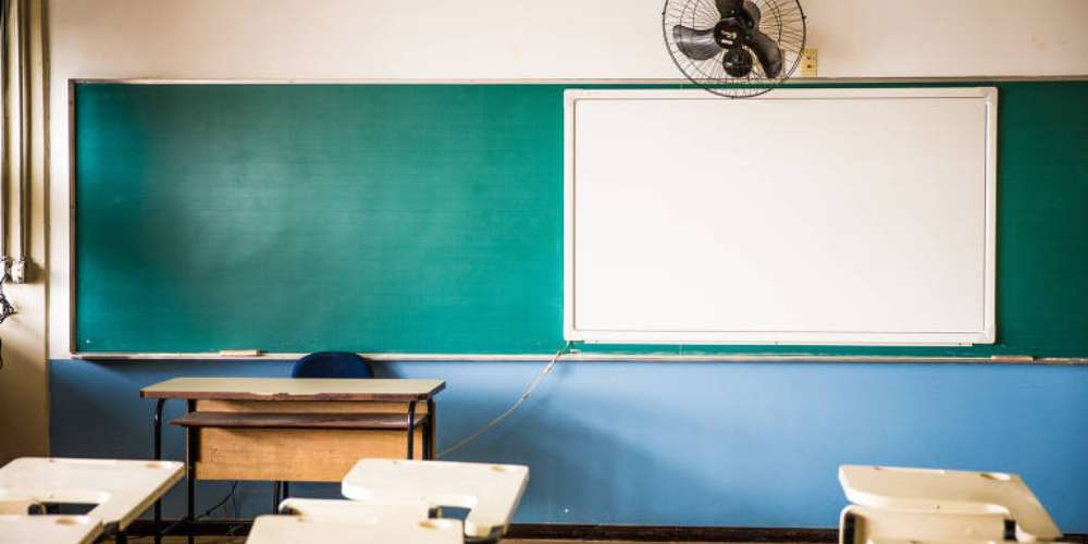Termo “gênero” e “orientação sexual” podem ser proibidos nas escolas brasileiras
