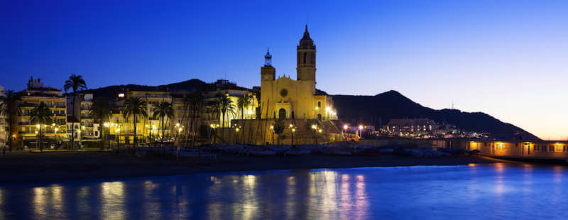 gay sitges hornet guide