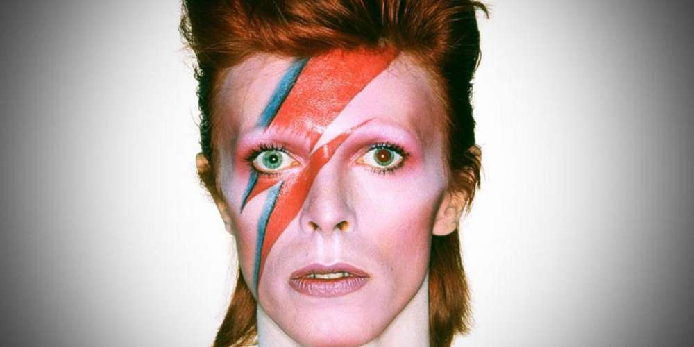 David Bowie aurait eu une liaison avec… Yves Mourousi
