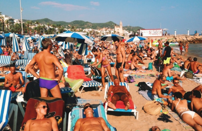 gay sitges gay beach